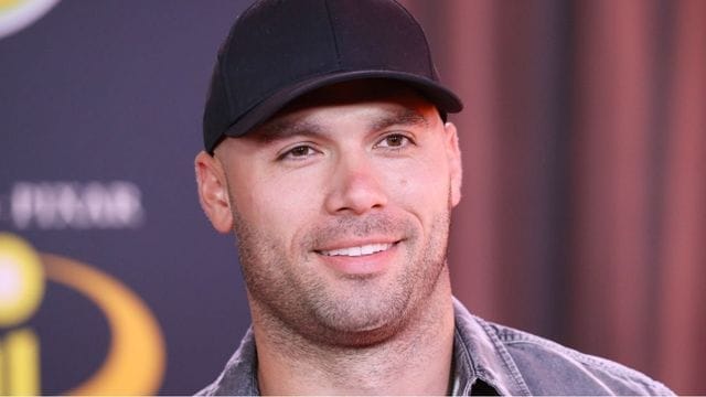 mike caussin net worth