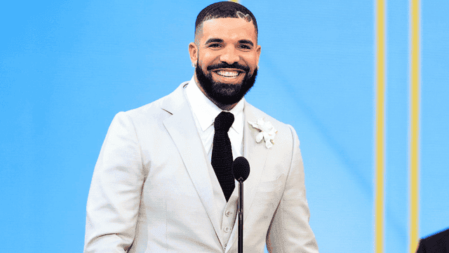 Who is Drake Dating