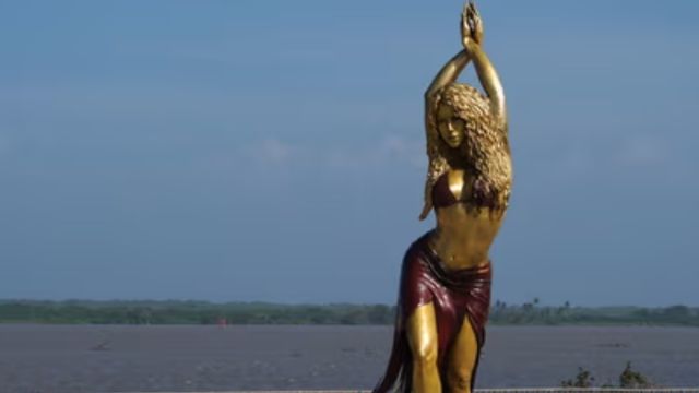 Large Shakira statue unveiled in Barranquilla, her birthplace