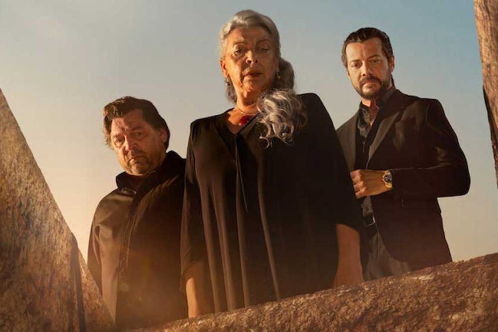 ‘Two Graves’ Netflix Review