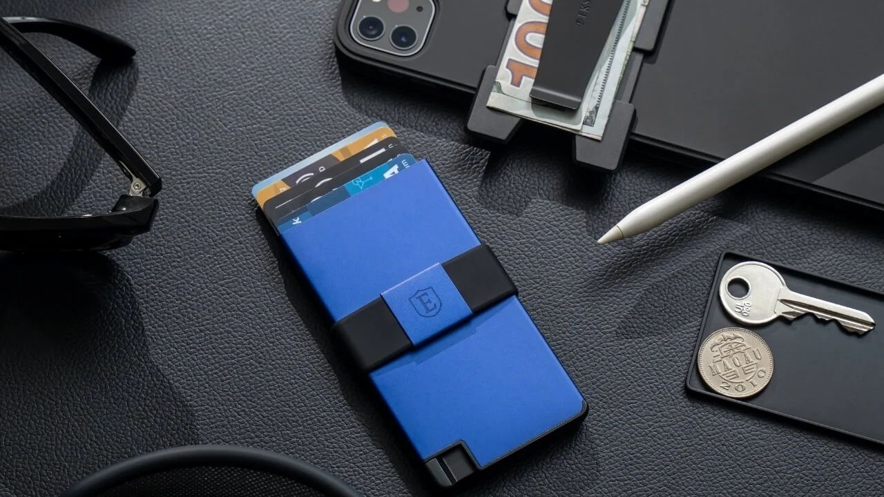 Ekster Wallet Review 2026: Slim, Smart & Stylish Wallets