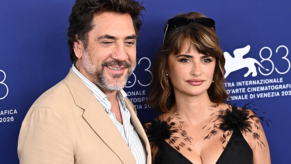 Penélope Cruz & Javier Bardem on "Bunker" & Politics at Venice 2022